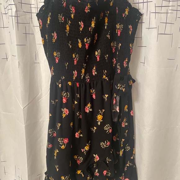 Clothes - Picture 12 of 14